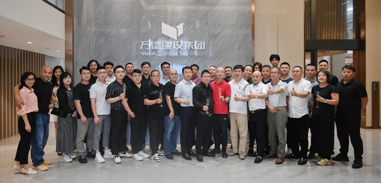 1600764979303043676.jpg 1600764979303043676.jpg